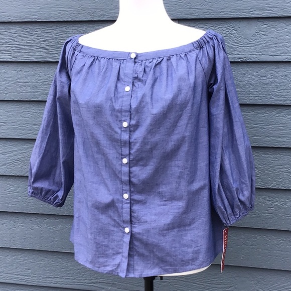 Chambray Off the Shoulder Top - Picture 3 of 11